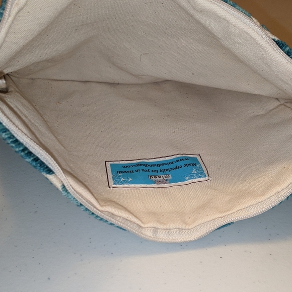 Zipper Pouch - Picture 5 of 7